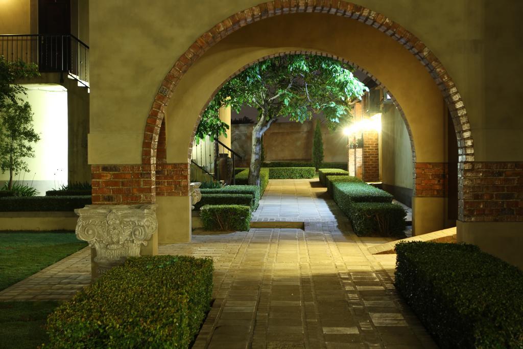 Отель Accolades Boutique Venue Мидранд Экстерьер фото